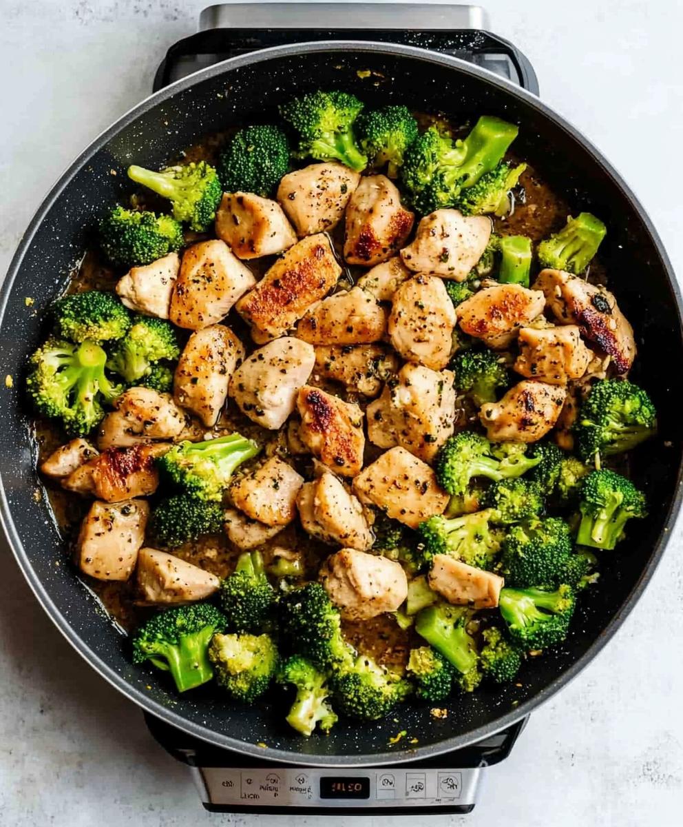 Garlic Chicken With Broccoli And Spinach Recipe